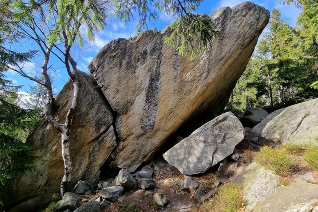 Писаний камінь легенди