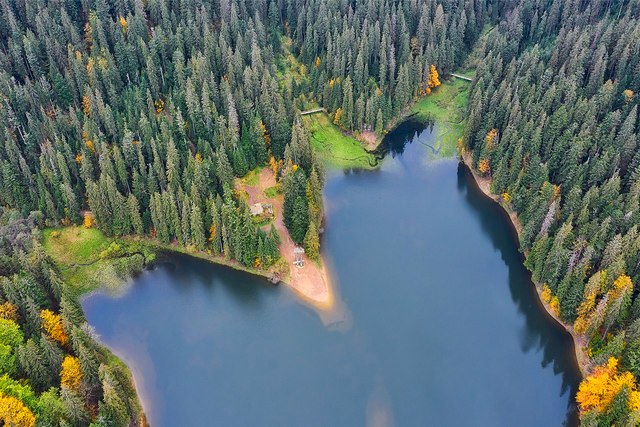 Куди поїхати в Карпати весною