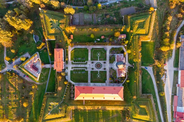 Золочівський замок історія